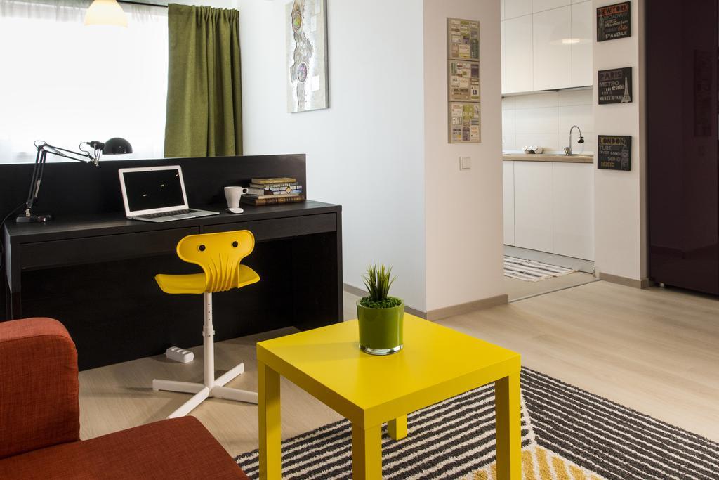 Studio R By Mrg Apartments Бухарест Екстер'єр фото